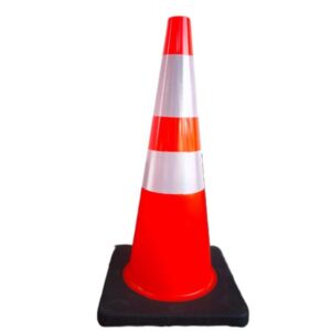 cono reflectivo 70 cms base negra